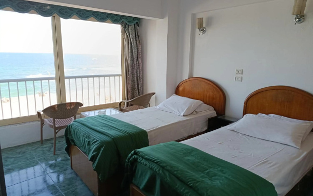 Royal Crown Hotel