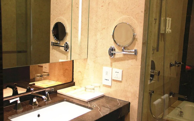 Guangzhou Xing Yi International Apartment - Poly World Branch