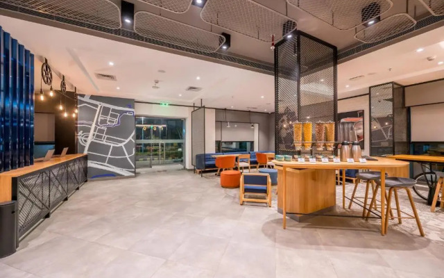 Holiday Inn Express Greater Noida Knowledge Park