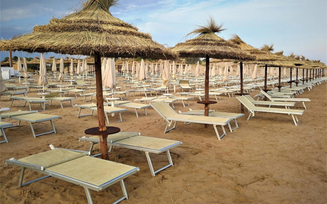 Blue Marine Apartments