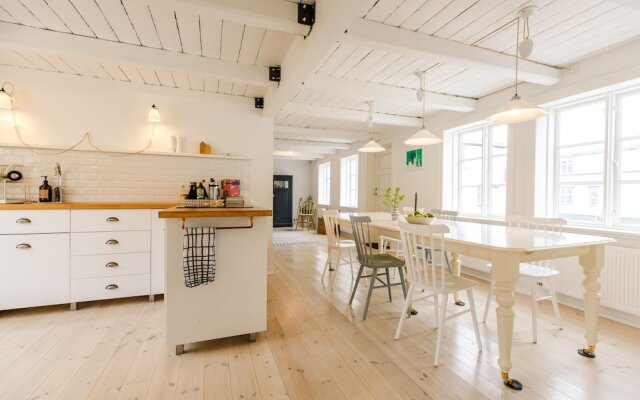 Beautiful bright and embracing villa in old town Akureyri