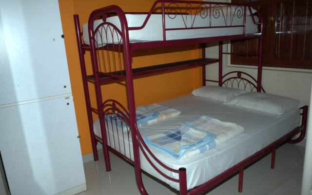 Mitraa Inn - Hostel