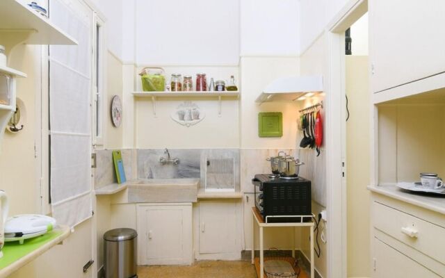 Classy Apartment in the Heart of Athens