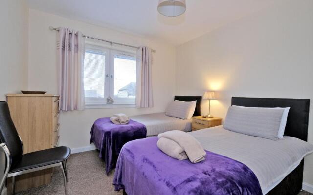 Caledonia Newhills Apartment