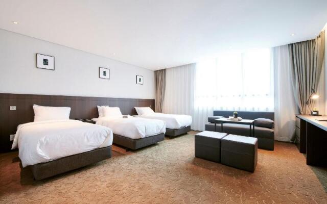 Hotel Mfelice
