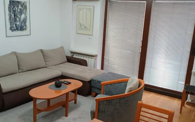 Splendid Two Bedroom Apartment Anastas Mitrev 25