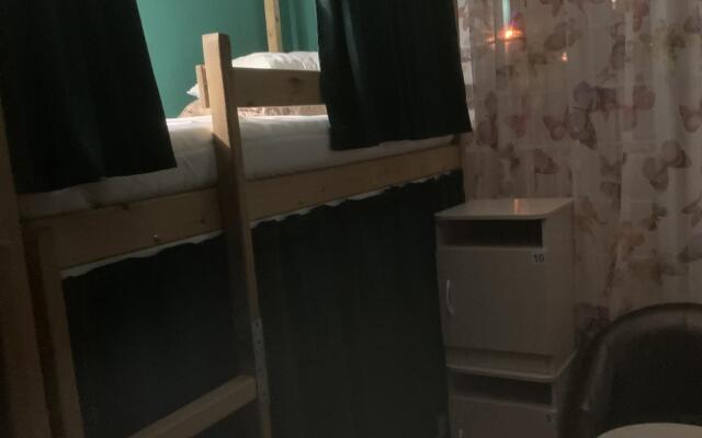 Maks Hostel