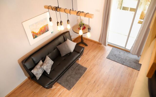 Great studio at the Center of the Center