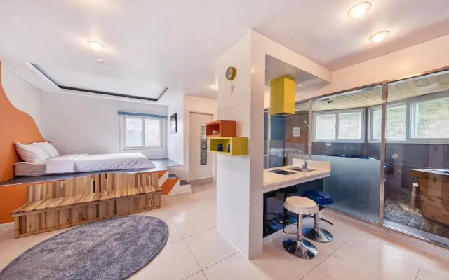 Gapyeong Pogny Kids Poolvilla