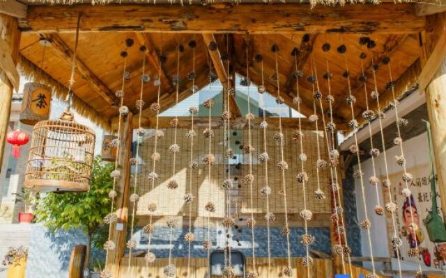 Xinxu Homestay (Lijiang Sanyi International Airport)