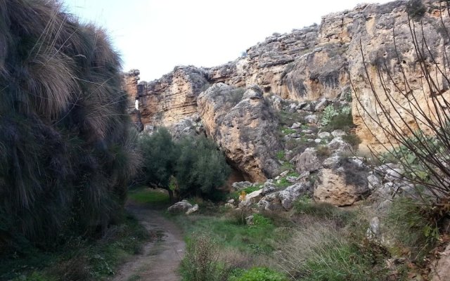 Cuevas Almagruz