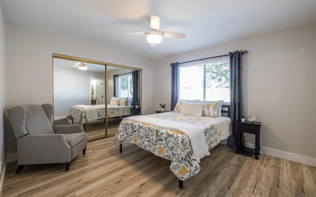 Open Floor Mesa Gable Vacation Home with Heated Pool by Redawning