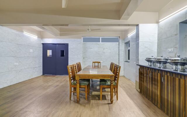 Itsy Hotels Infinity, Hitech City