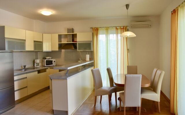 Pervanovo Apartments