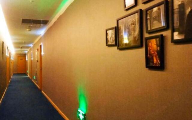 Shanghai Gray Whale Hotel (Songjiang Wanda Plaza)
