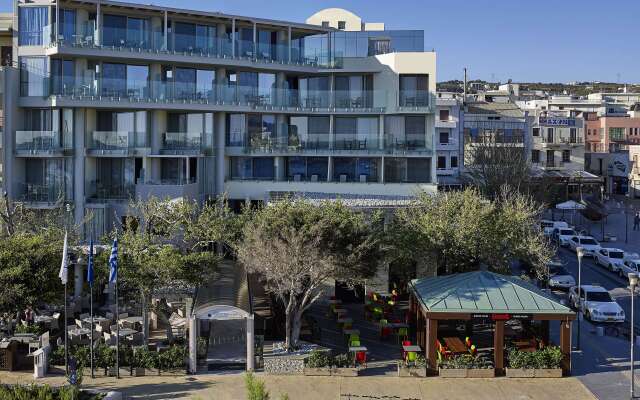 Kyma Suites Beach Hotel