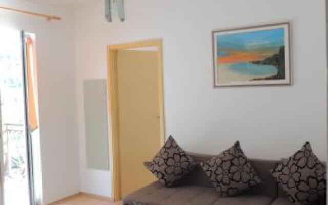 Apartmani Sutic & Restaurant San