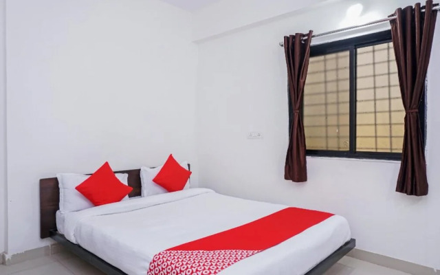 OYO Flagship 16665 Laxmi Chowk