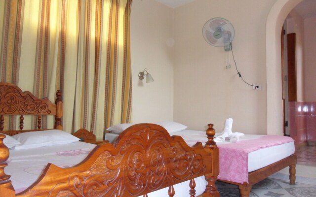 Hostal Fernando y Mayan
