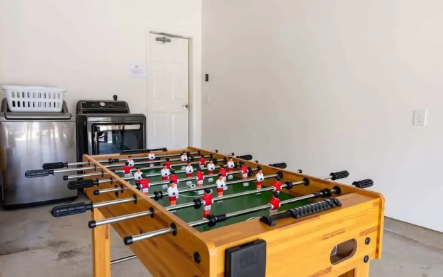 @ Marbella Lane - Paradise Point Close to Beaches