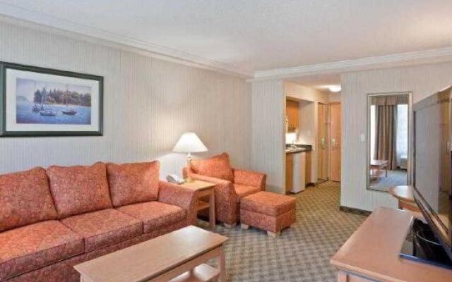 Holiday Inn North Vancouver