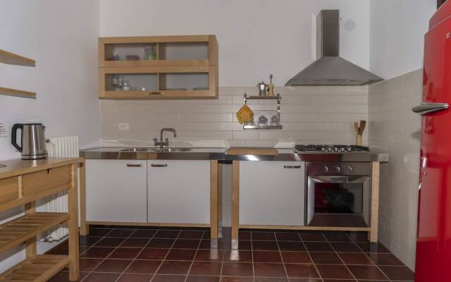 Apartment With one Bedroom in Rosolini, With Wifi