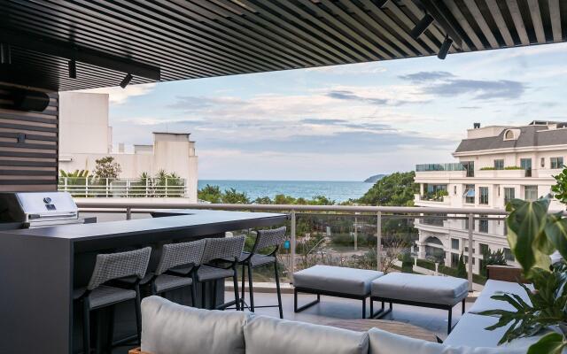 Moderno na Jurerê Internacional com Piscina #JA28