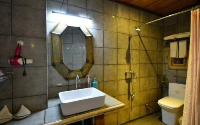 Laodao Jingshe Characteristic Hotel