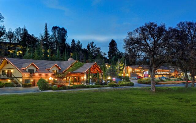 Best Western Plus Yosemite Gateway Inn