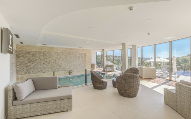 Caneiros Luxury House & Suites
