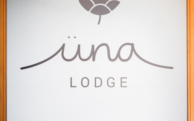 Üna Lodge