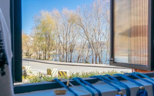 Dali Nanfeng Yiyu Seaview Hotel Santorini