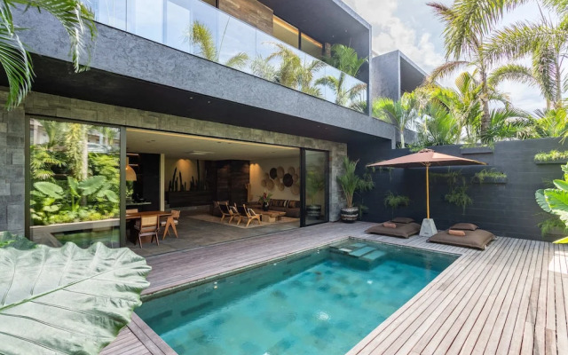 Black Villas Canggu Beach by OXO