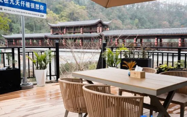 Lai Feng Ji Tian Qian Xi Grand Hotel – Outside – Enshi Prefecture