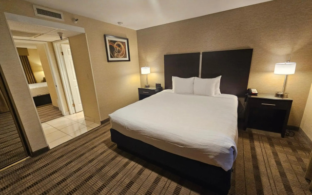 Best Western Pasadena Royale Inn & Suites