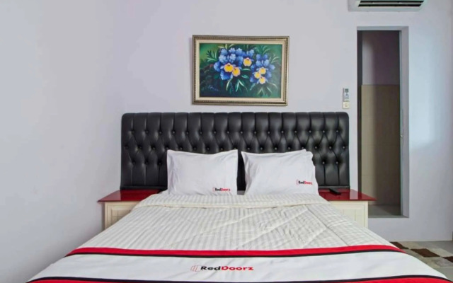 RedDoorz Plus @ Guntur Raya Setiabudi