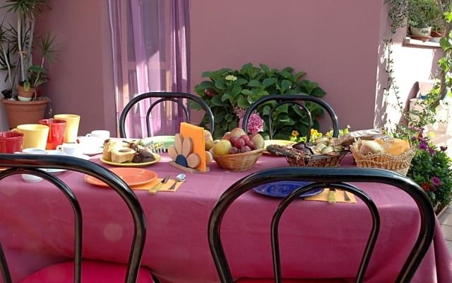 Liana Guest House