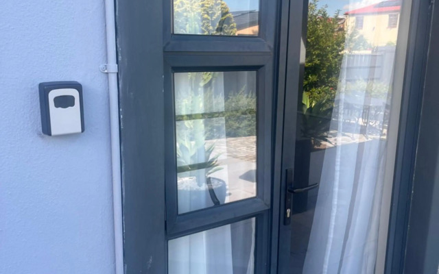 28 on Symonds Lux studio1