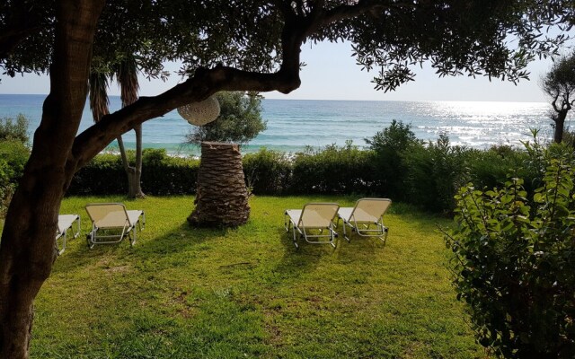 Glyfada Beachfront Housel Ab4g