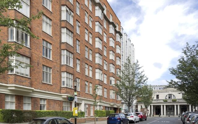 Fantastic Bright 1 Bedroom Apartment on Queensway Bayswater