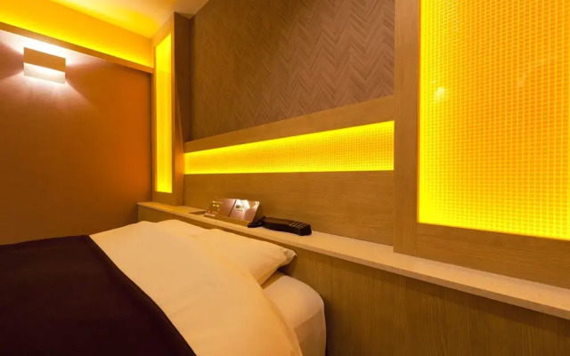 HOTEL IRIS - Adult Only