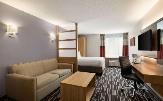 Microtel Inn & Suites By Wyndham Val-d Or