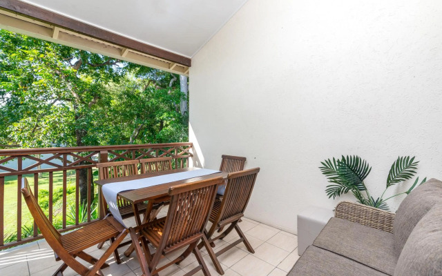 Seascape Holidays at 30 Tropic Style