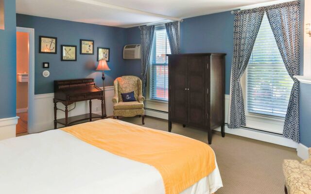 Essex Street Inn & Suites, Ascend Hotel Collection