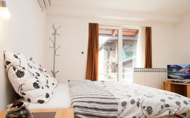 Rooms Garden Zagreb Airport