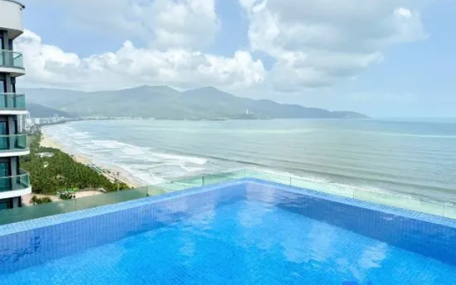 Ocean View 2BR Apartment – 2 Min Walk to My Khe Beach – Pool – Da Nang