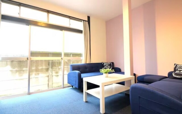 Nishi-Shinjuku HOUSE FIVE 1F