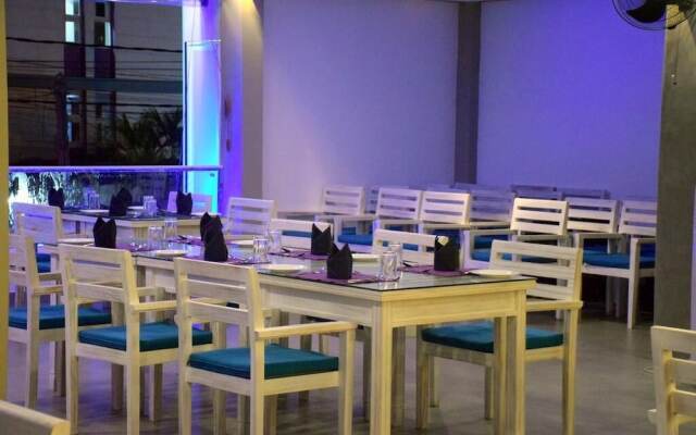 Beach Corridor Hotel & Spa with Free Airport Shuttle