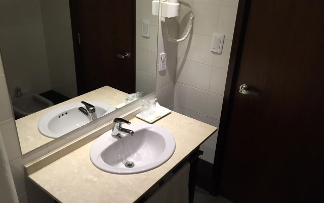 Crystal Tower Hotel