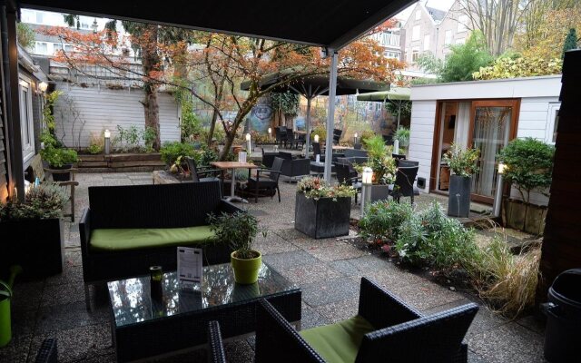 Huygens Place